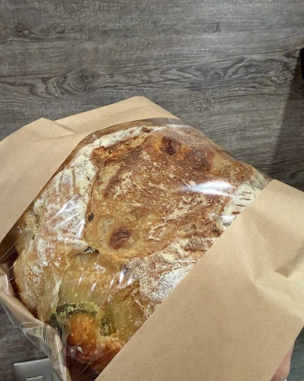 Jalapeño Cheddar Loaf 4